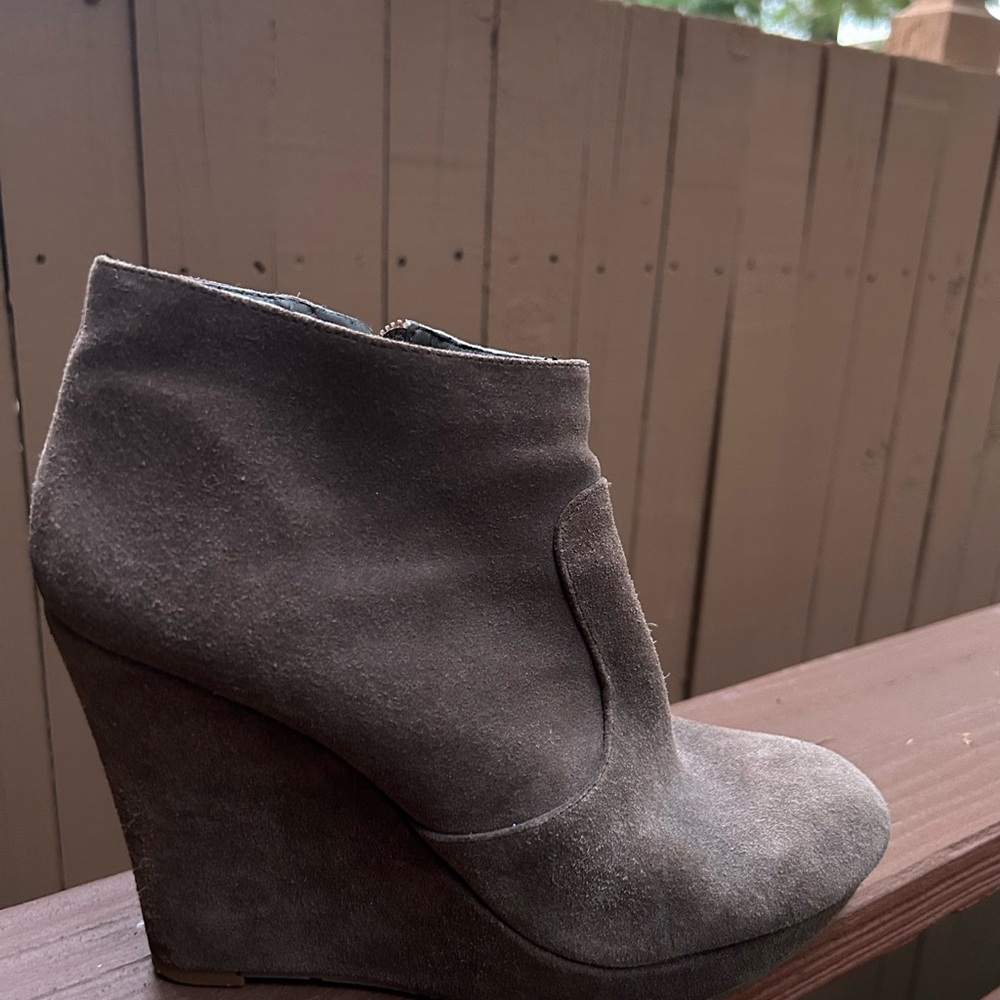 Jessica Simpson Gray Suede Wedge Booties